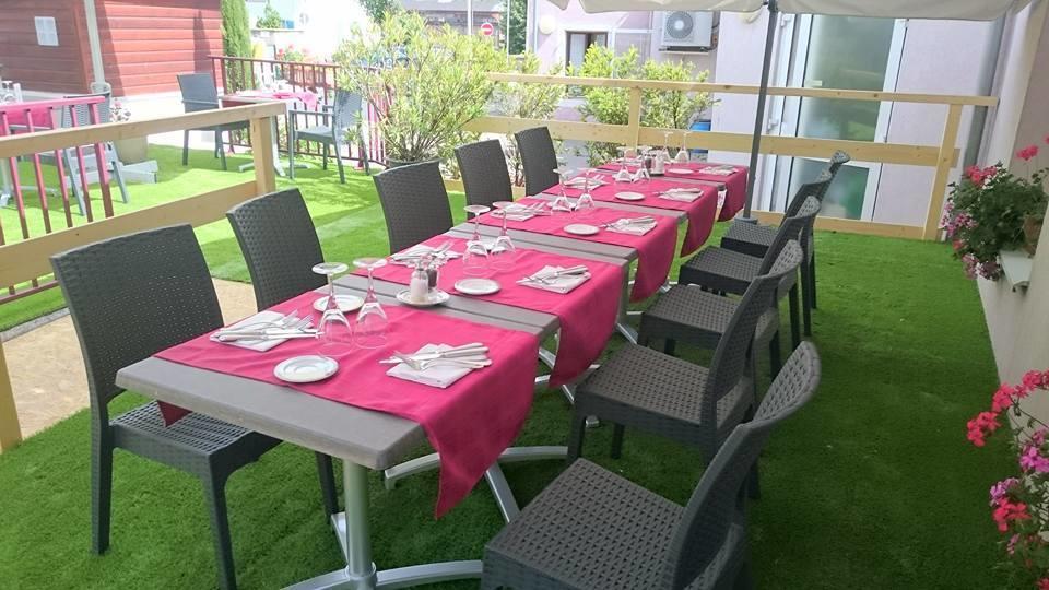 Hotel Restaurant Le Moschenross Thann Exteriör bild