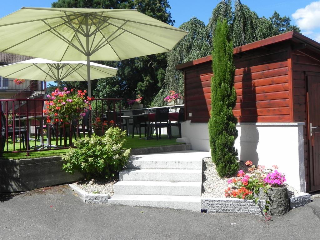 Hotel Restaurant Le Moschenross Thann Exteriör bild